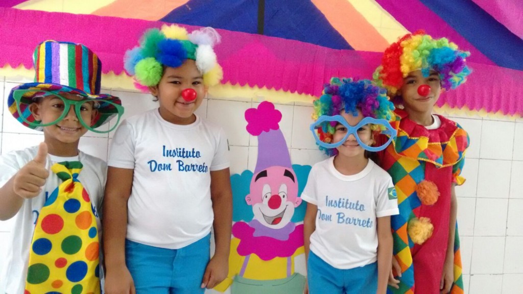 Escola Popular Madre Maria Villac realiza Semana da Criança
