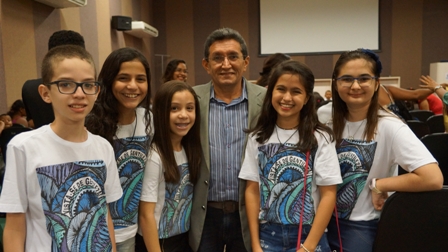 Projeto Gentileza realiza ação em homenagem às mães de crianças com microcefalia assistidas pelo CEIR