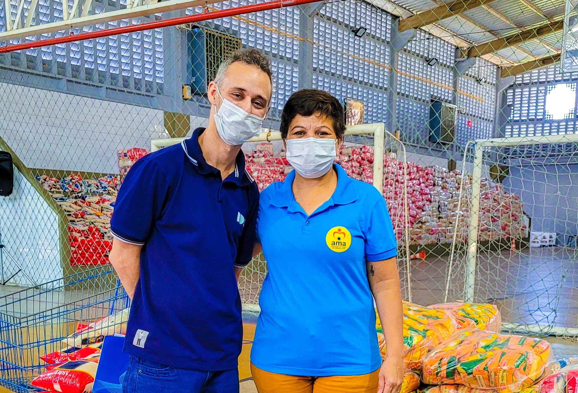 Instituições sociais recebem alimentos arrecadados na Gincana IDB 2022