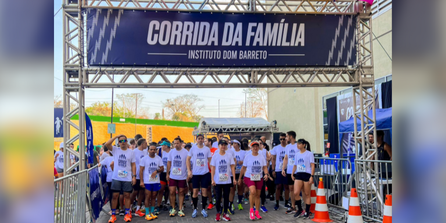 IDB realiza a 2ª Edição da Corrida da Família.
Confira os resultados da competição!