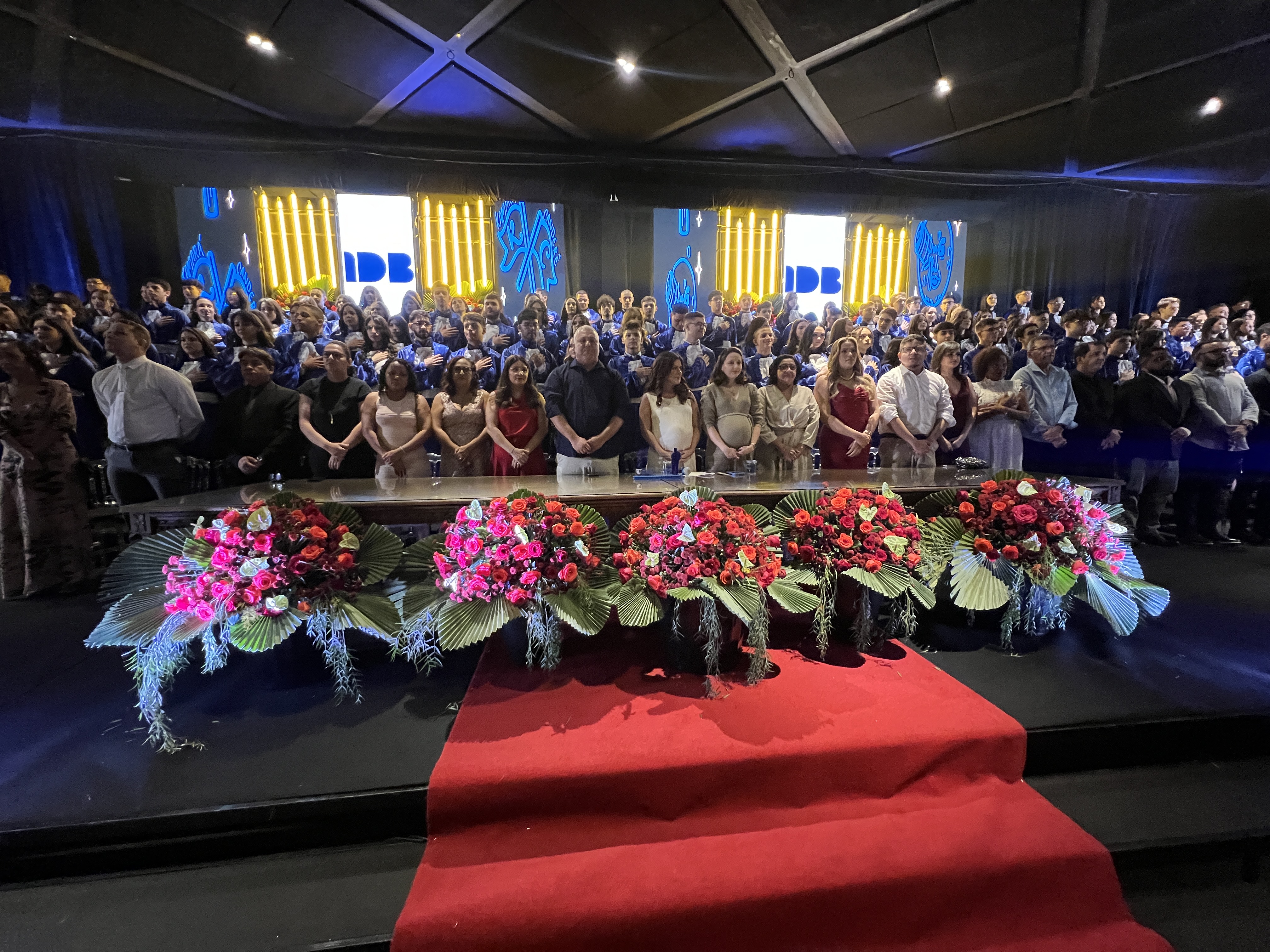 Brilho e emoção marcam a formatura do Terceirão IDB 2023 - Turma Amanhecer