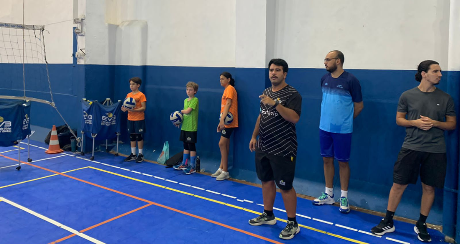 Professores do Instituto Dom Barreto participam de Curso de Capacitação na Escola de Vôlei Bernardinho<br>
Professores do Instituto Dom Barreto participam de Curso de Capacitação na Escola de Vôlei Bernardinho
