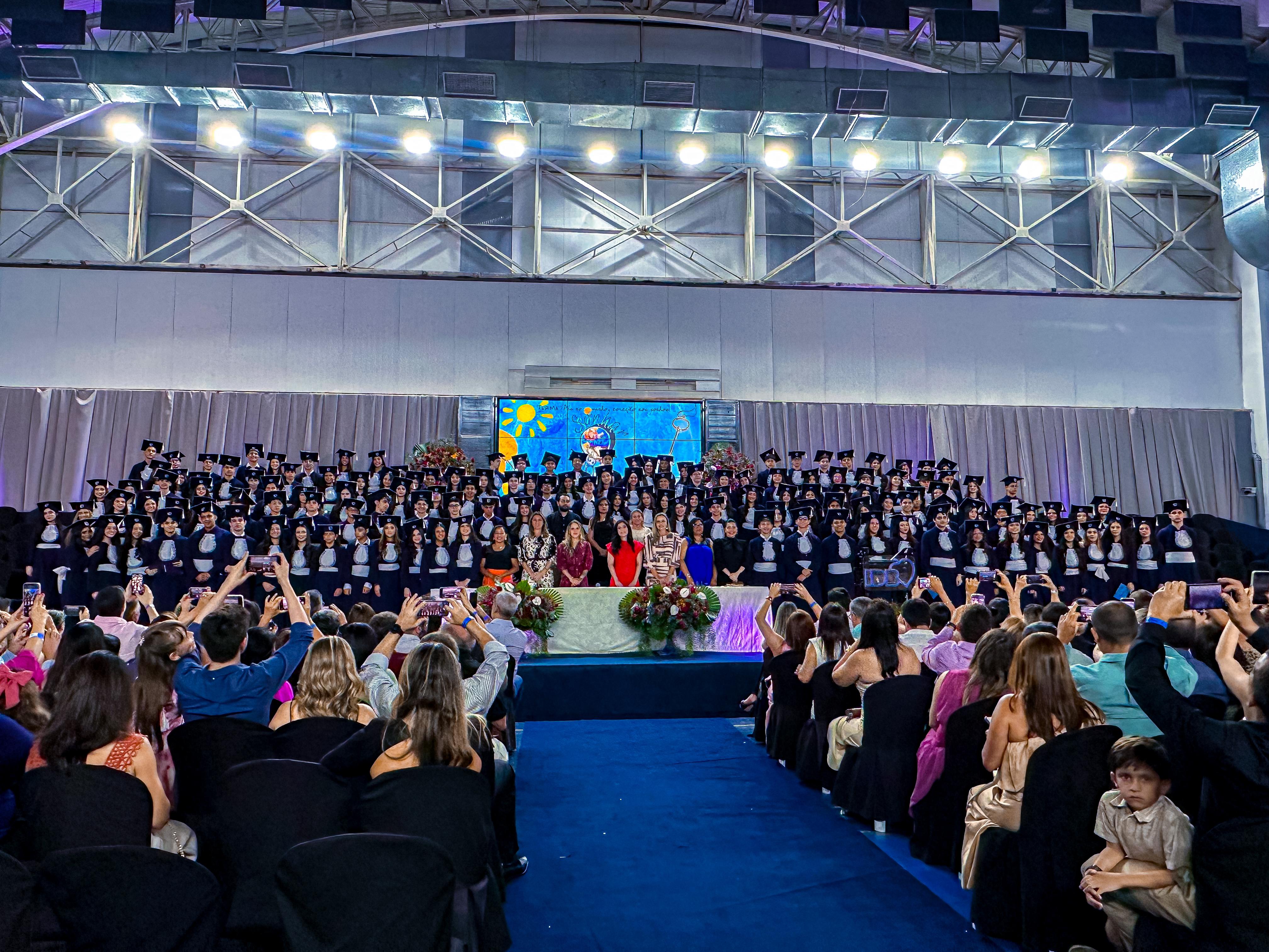 Formatura do 9º Ano no Instituto Dom Barreto 2024
Turma “Pés no caminho, corações nos sonhos”