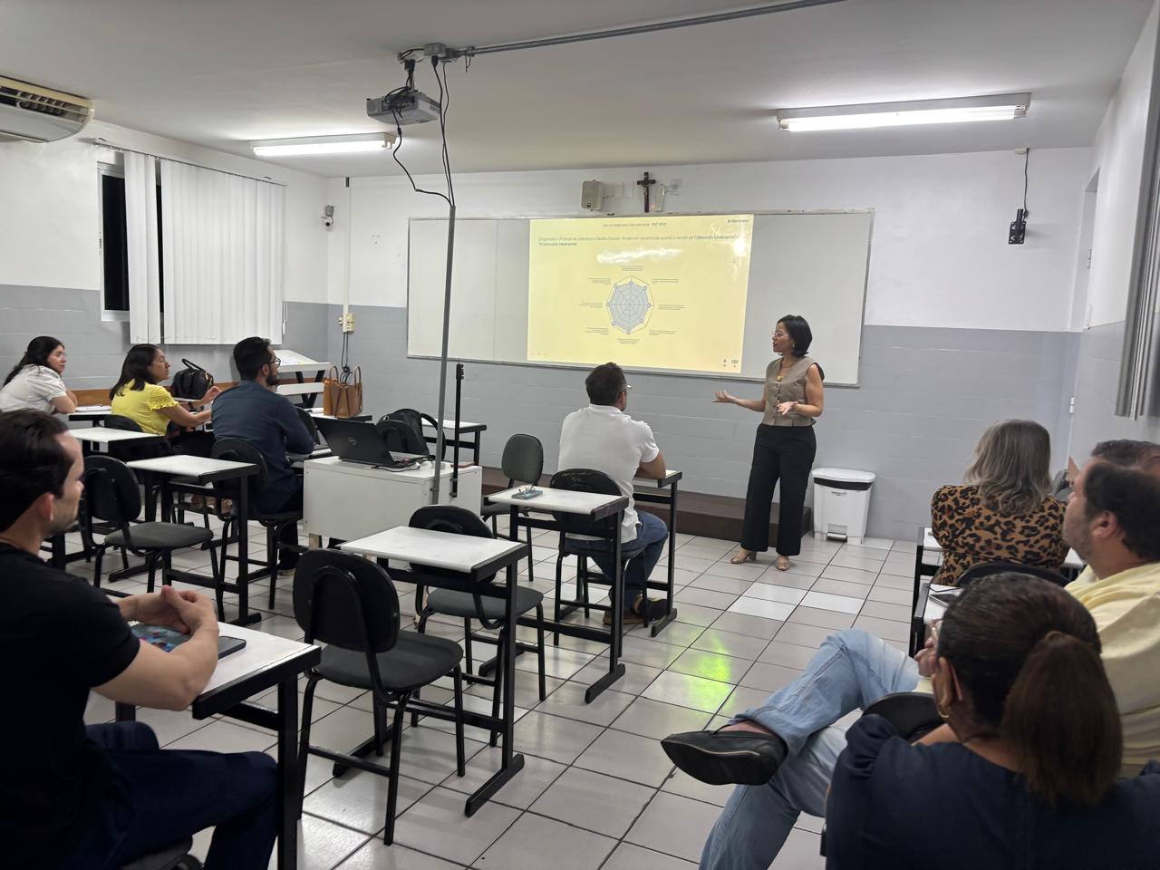 ESCOLA DE LÍDERES - Foto 3