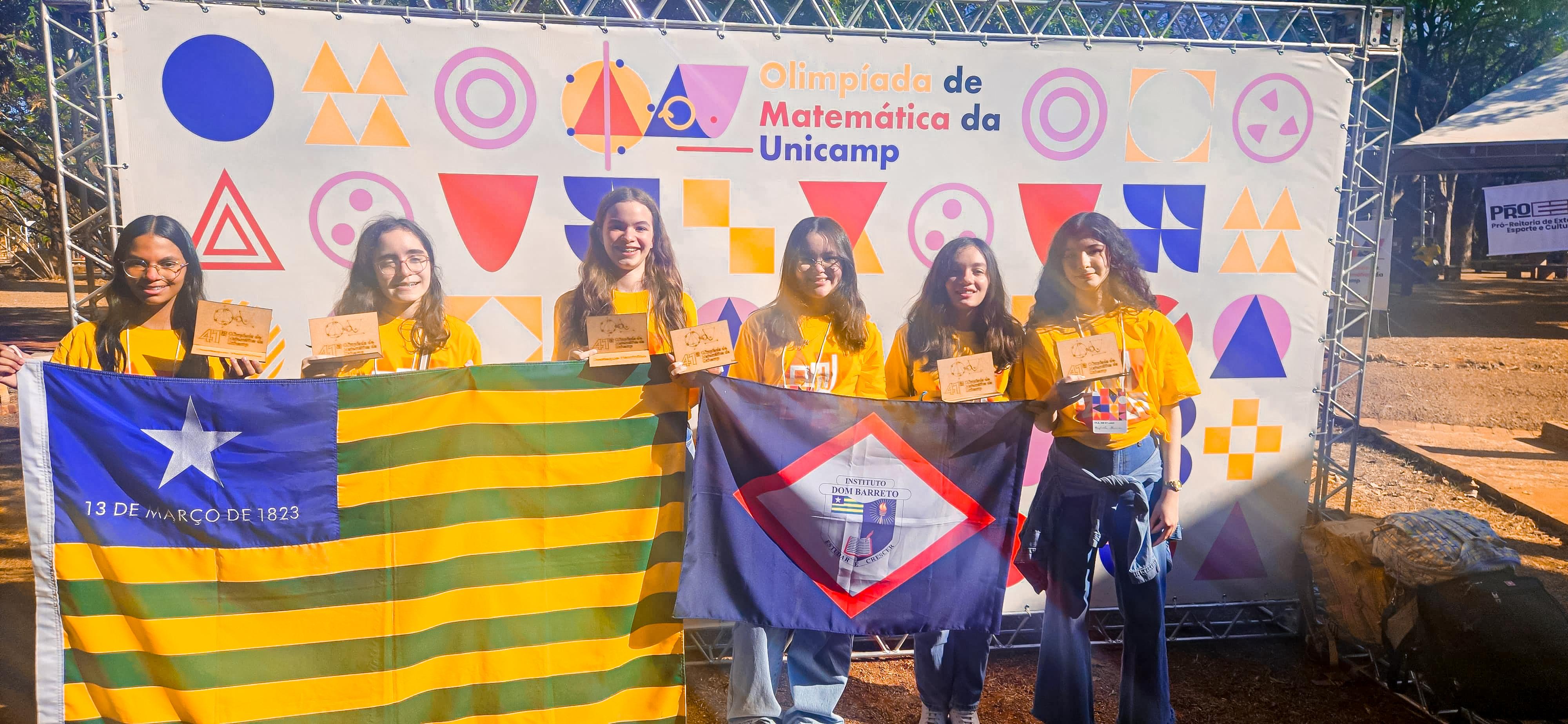 IDB garante 12 medalhas e 9 troféus na Olimpíada de Matemática da Unicamp – OMU 2025
