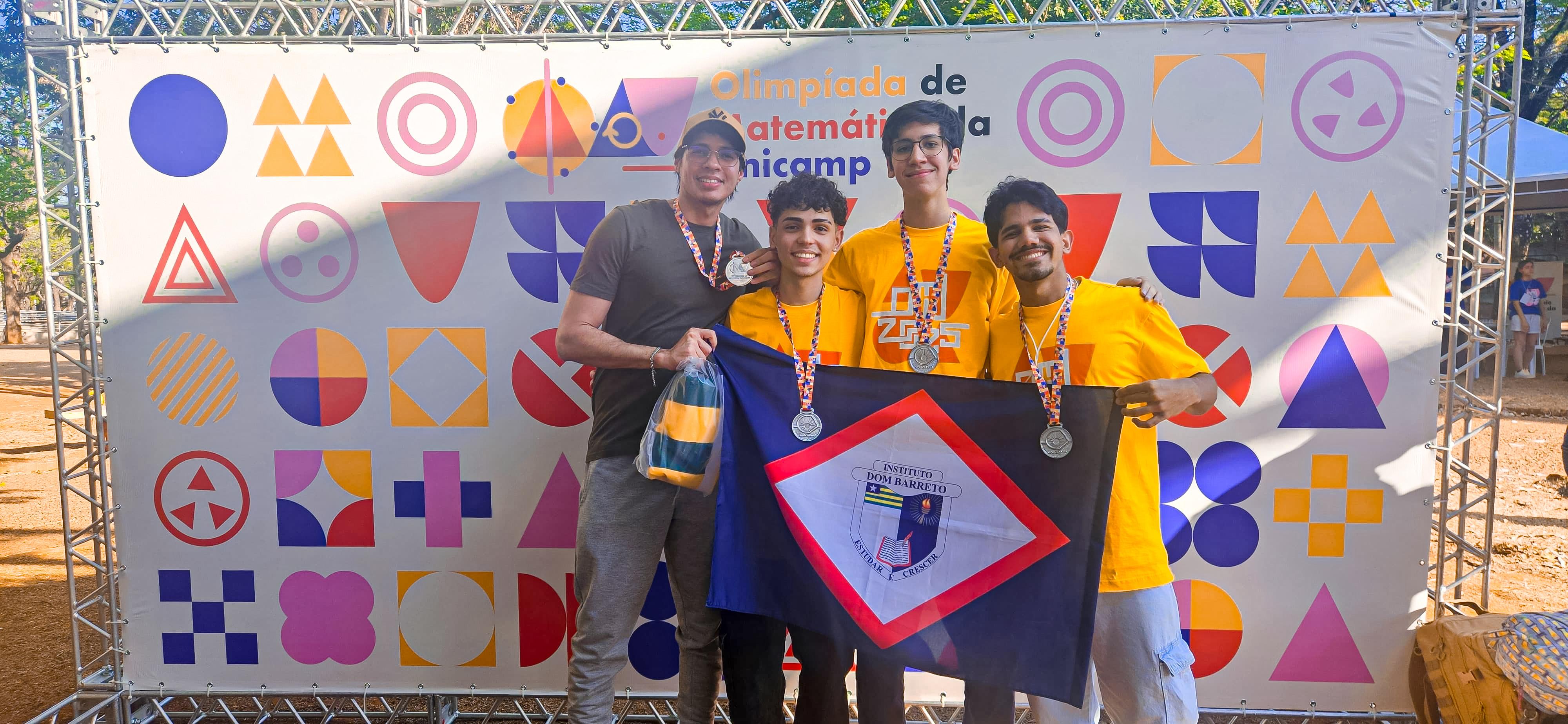IDB garante 12 medalhas e 9 troféus na Olimpíada de Matemática da Unicamp – OMU 2025